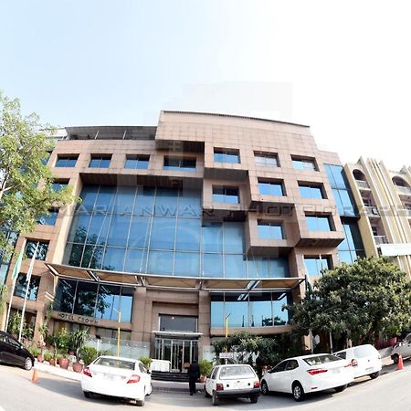 Hotel Crown Plaza Islamabad Eksteriør bilde
