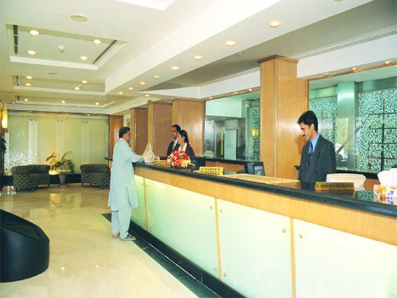 Hotel Crown Plaza Islamabad Eksteriør bilde